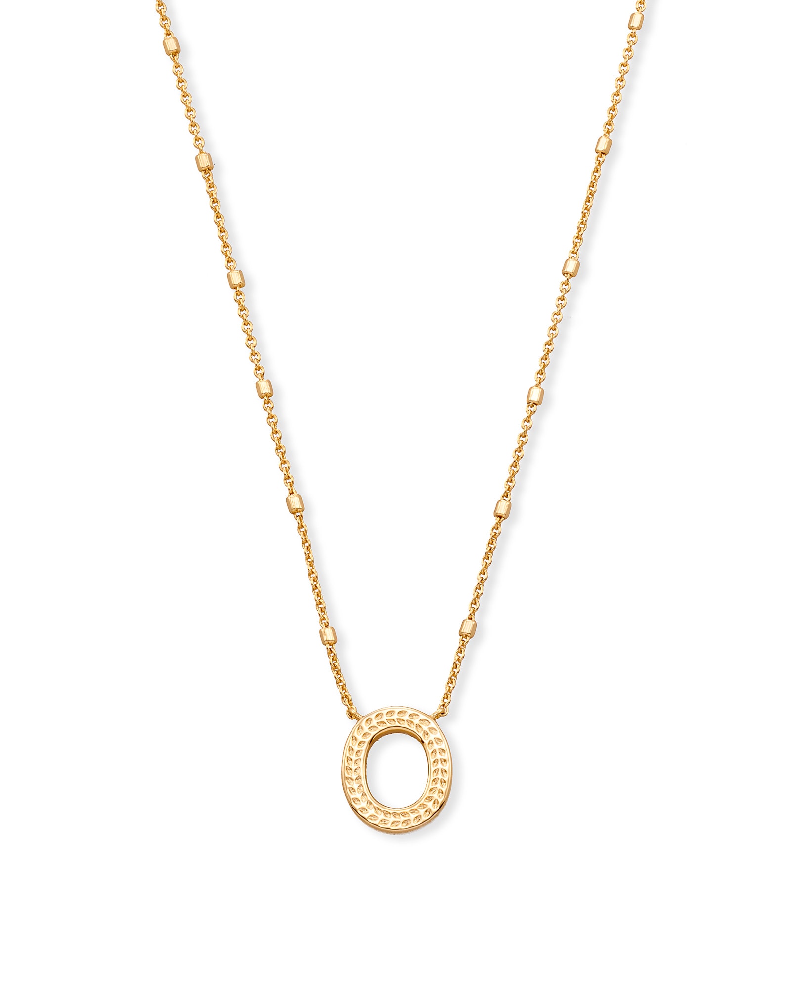Letter O Pendant Necklace in Gold